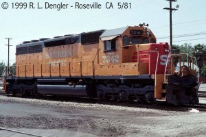 (C) 1981 Bob Dengler - right hand side three quarter roster shot of #7342 in Yellowbird paint at Roseville, CA.